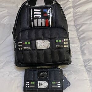 Loungefly Star Wars Black and Silver Shoulder Bag with Wallet ,buttons light up!